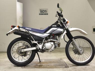 Yamaha Serow 225
