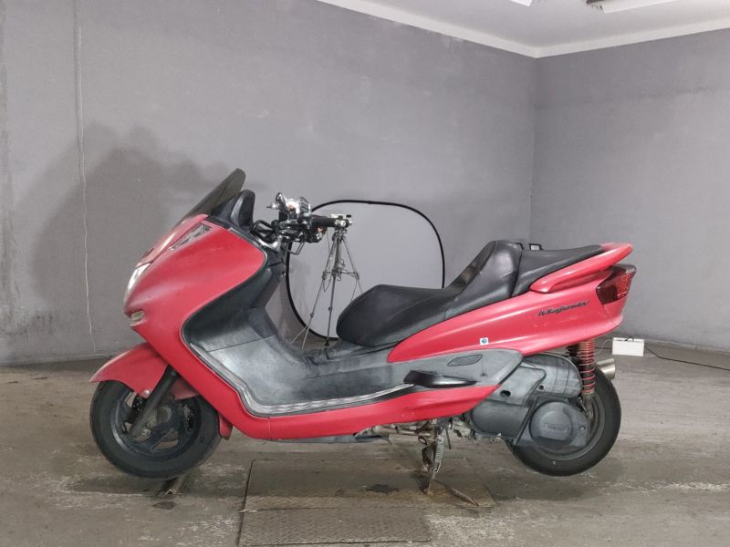 Yamaha Majesty 250c