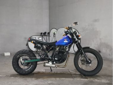 Yamaha TW225