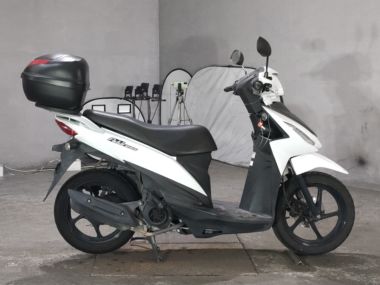 Suzuki Address V110