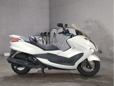 Yamaha Majesty 250