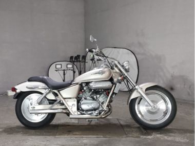 Honda Magna 250