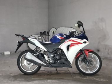 Honda CBR250R