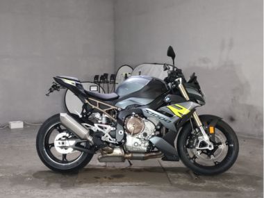 BMW S1000R