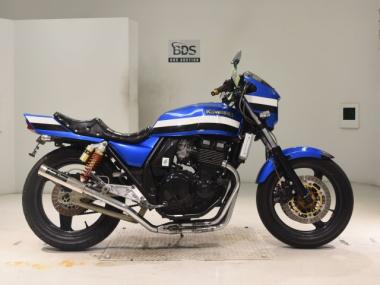 Kawasaki ZRX400