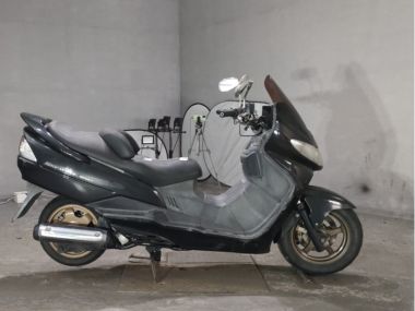 Suzuki Skywave 250s