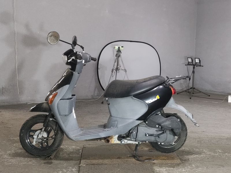 Suzuki Let's4
