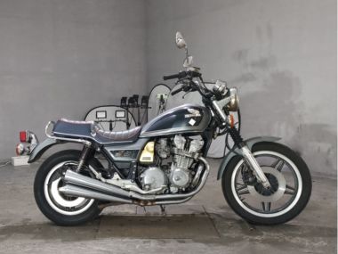 Honda CB750 Custom