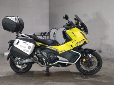 Honda X-Adv
