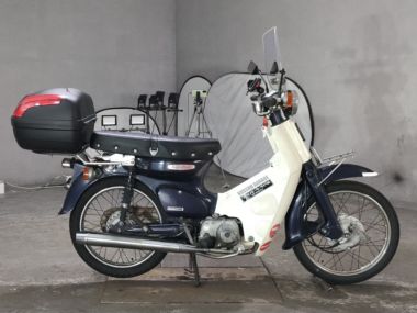 Honda Super Cub 90 Super Deluxe