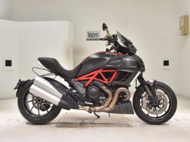 Ducati Diavel Carbon