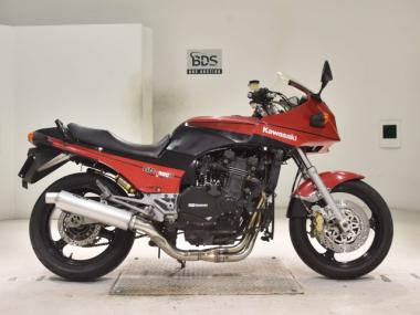 Kawasaki GPZ900R