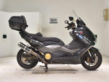 Yamaha T-MAX530