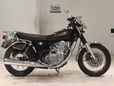 Yamaha SR400