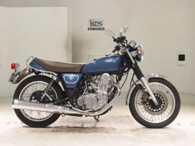 Yamaha SR400