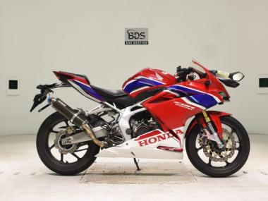 Honda CBR250RR A