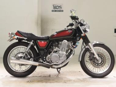 Yamaha SR400