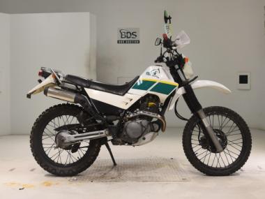 Yamaha Serow 225