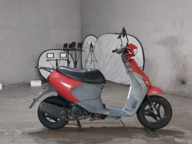Suzuki Let's4