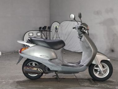 Honda Lead 100