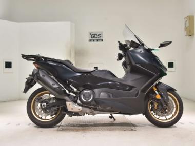 Yamaha T-MAX560T