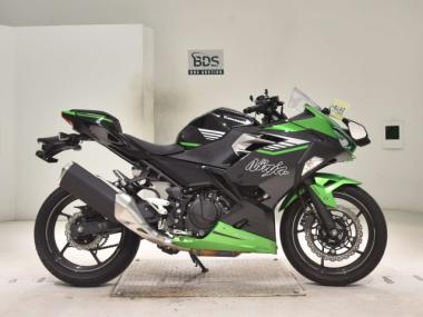 Kawasaki Ninja400