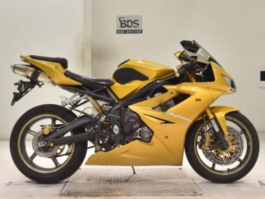 Triumph Daytona675