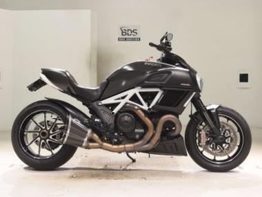 Ducati Diavel Carbon