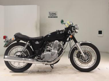 Yamaha SR400