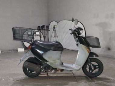 Suzuki Let's4