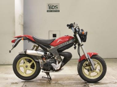 Suzuki TR50S