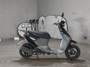 Suzuki Let's4