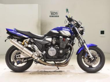 Yamaha XJR1300