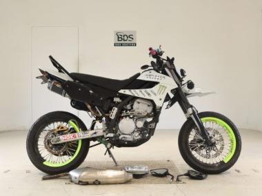 Kawasaki D-Tracker