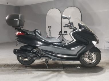 Yamaha Majesty 250