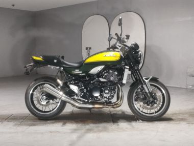 Kawasaki Z900RS