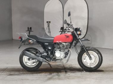 Honda APE100