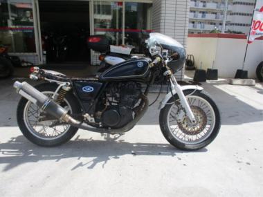 Yamaha SR400