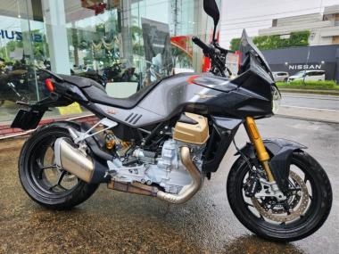 Moto Guzzi V100MANDERRO