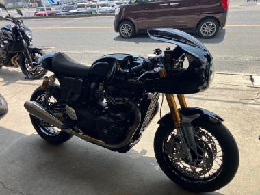 Triumph Thruxton RS
