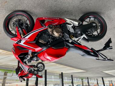 Honda CBR650R