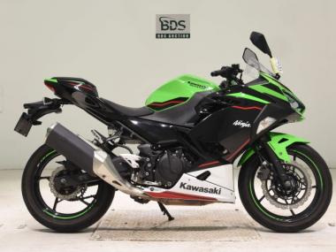 Kawasaki Ninja400