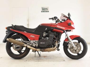 Kawasaki GPZ900R