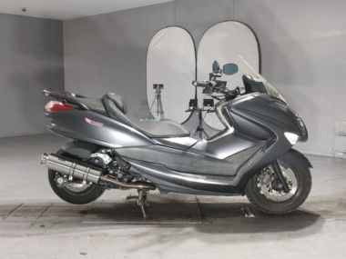 Yamaha Majesty 250