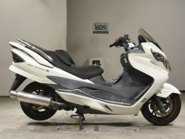 Suzuki Skywave 250s