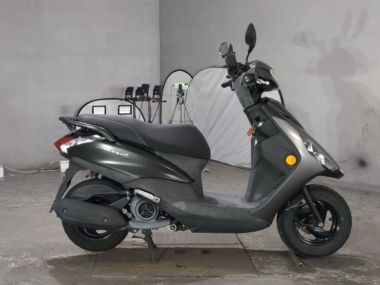 Yamaha Axis Z