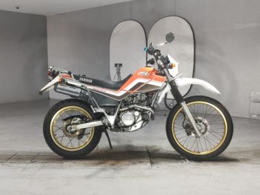 Yamaha Serow 225w