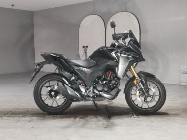 Honda CB200X