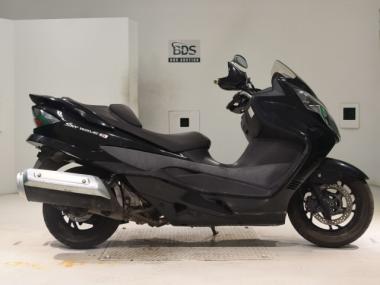 Suzuki Skywave 250s