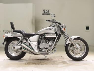 Honda Magna 250